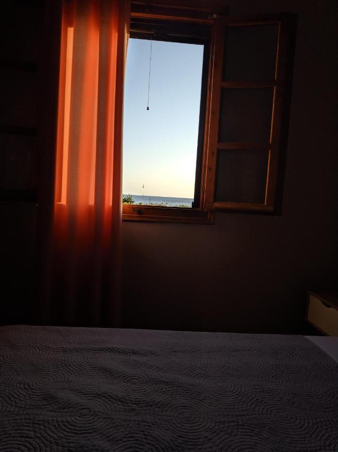Tramonto Nel Delfini Apartment Kini Exterior foto