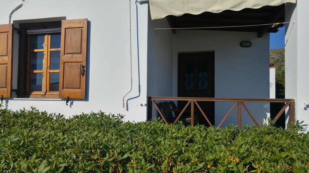 Tramonto Nel Delfini Apartment Kini Exterior foto